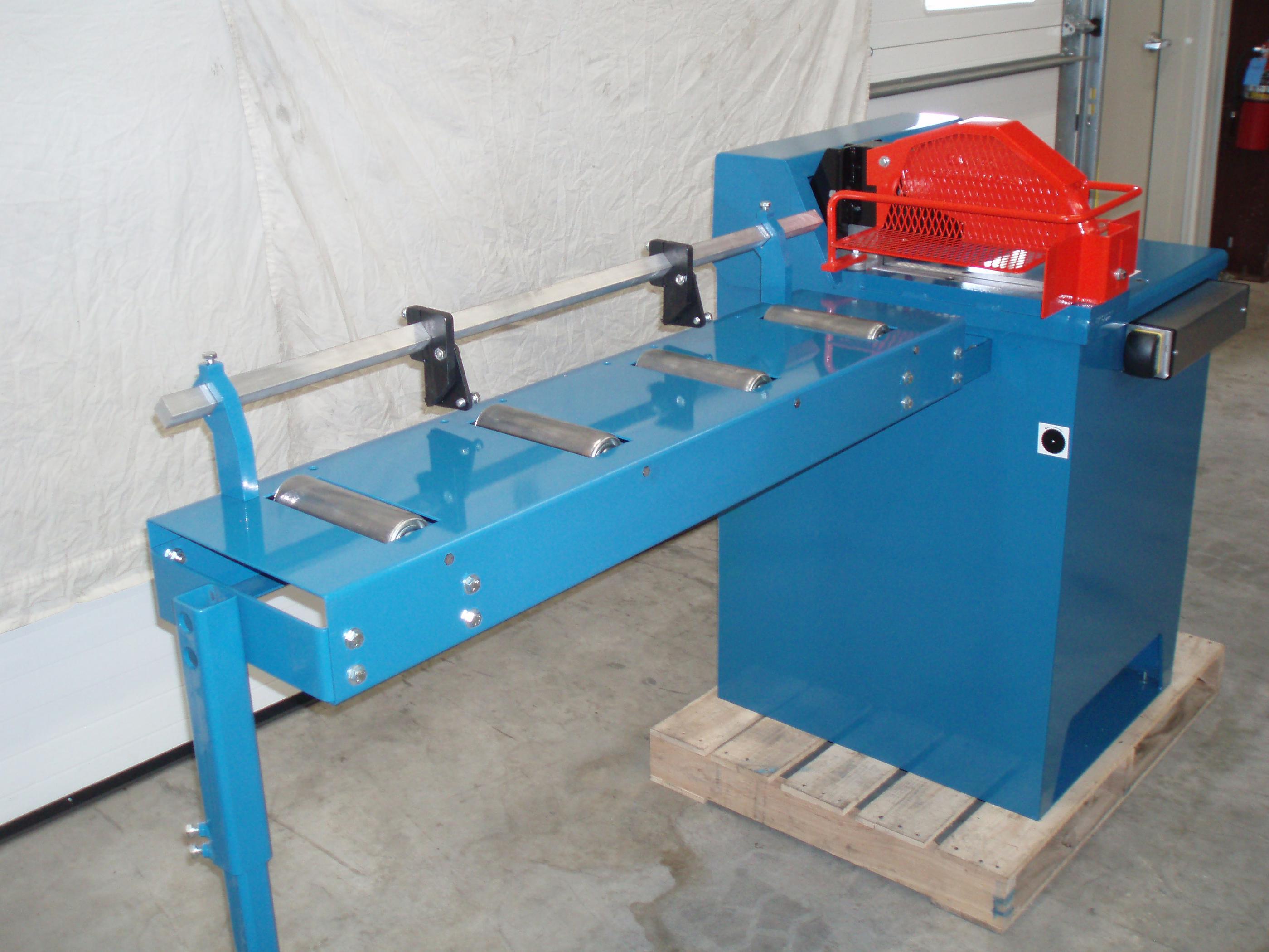 CSI Roller Outfeed Conveyor with Lumber Stops Side